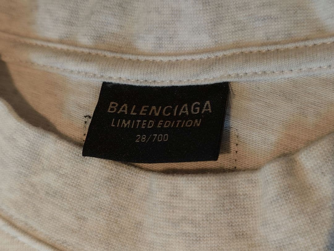 バレンシアガダメージデザイン長袖