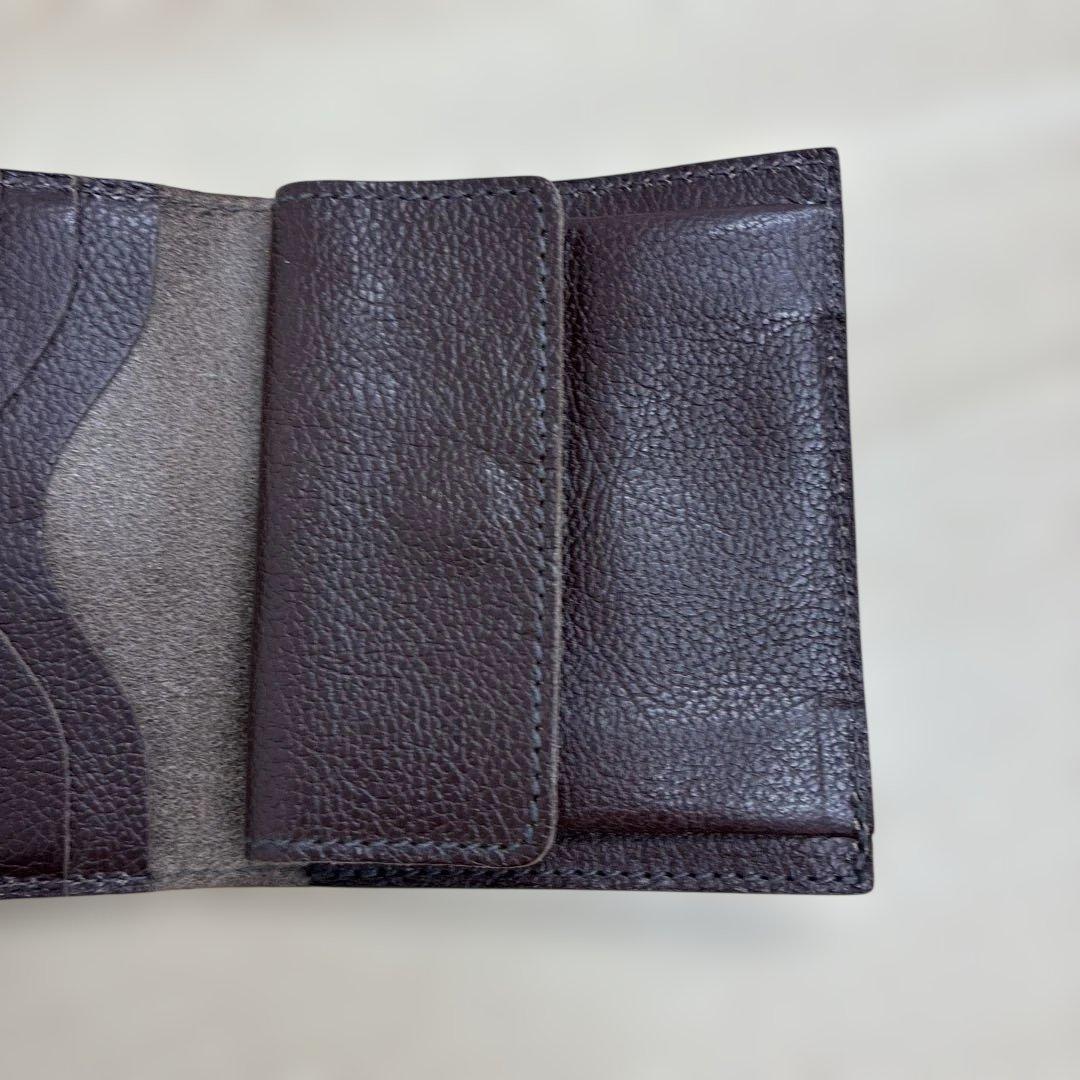 美品　イルビゾンテ　折り財布　オールレザー　ロゴ刻印　ダークブラウン