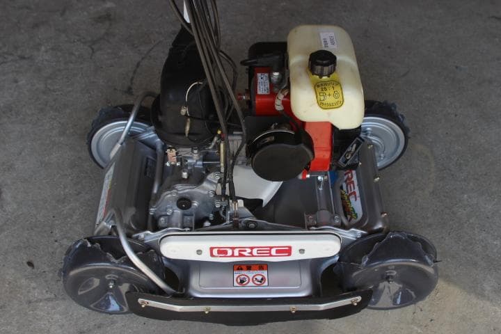 ちゃんマンさん専用草刈機　オーレック　スパイダーモアー　SP850A