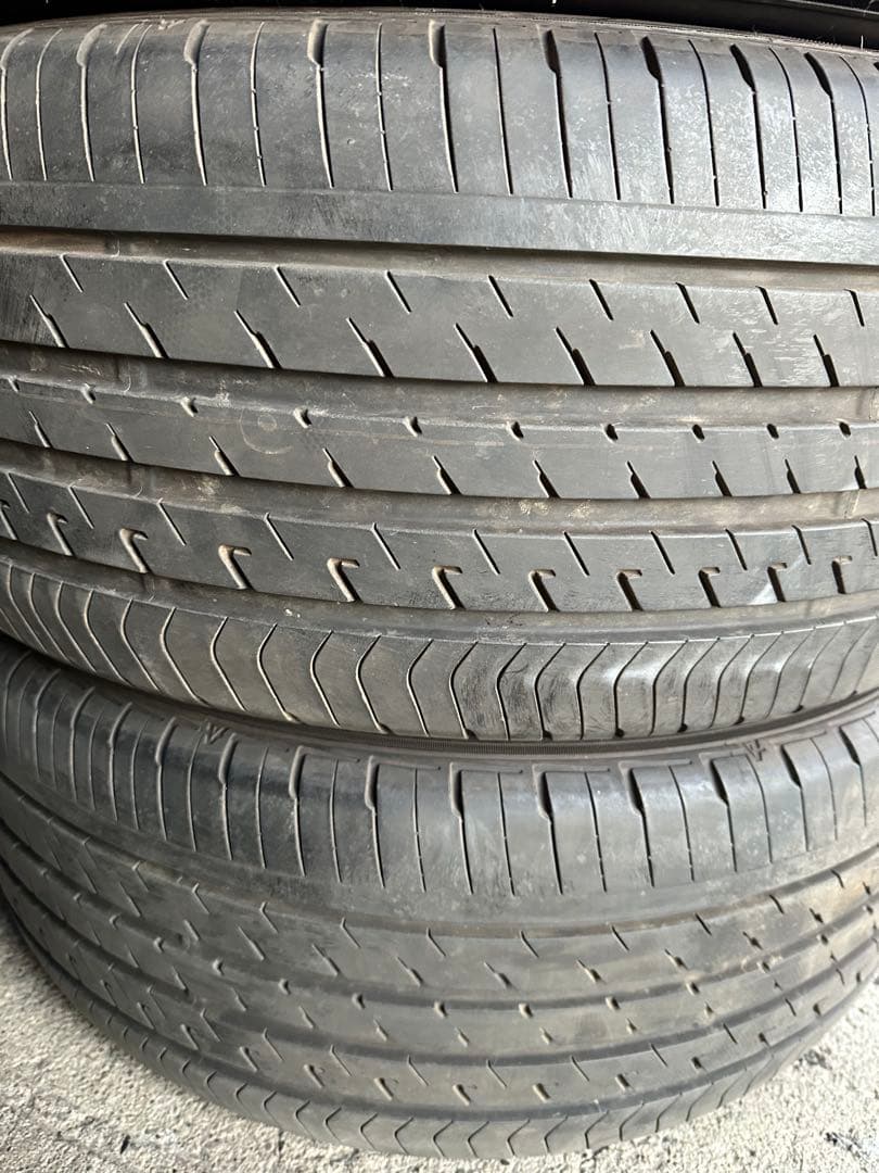 chata①ダンロップ VEURO VE303 245/50r18、2本
