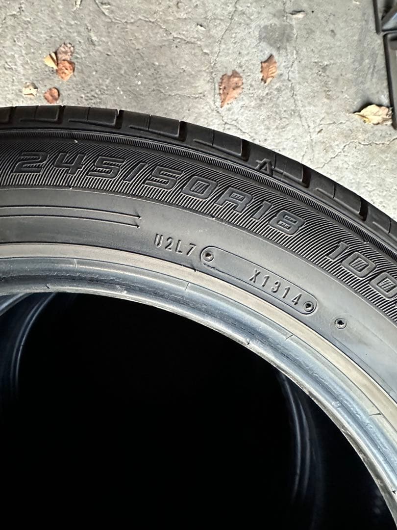 chata①ダンロップ VEURO VE303 245/50r18、2本