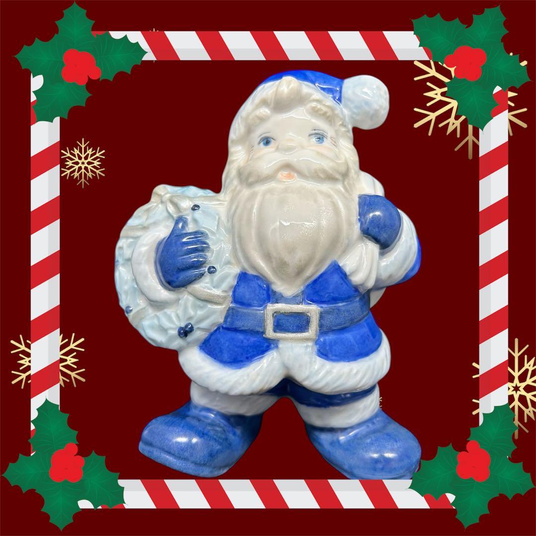 青いサンタクロースの陶器フィギュア