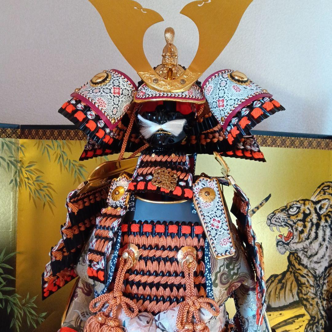 五月人形 雄山作大鎧黒小札13号 三段飾り