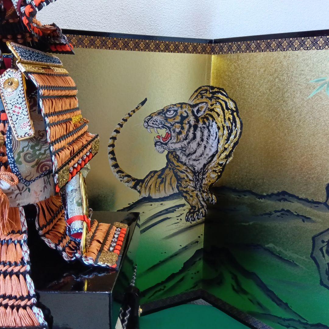 五月人形 雄山作大鎧黒小札13号 三段飾り