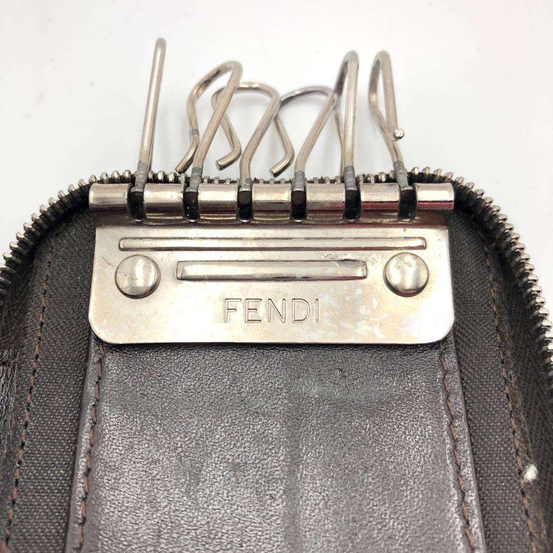FENDI フェンディ キーケース ６連 ラウンド ファスナー ズッカ 柄