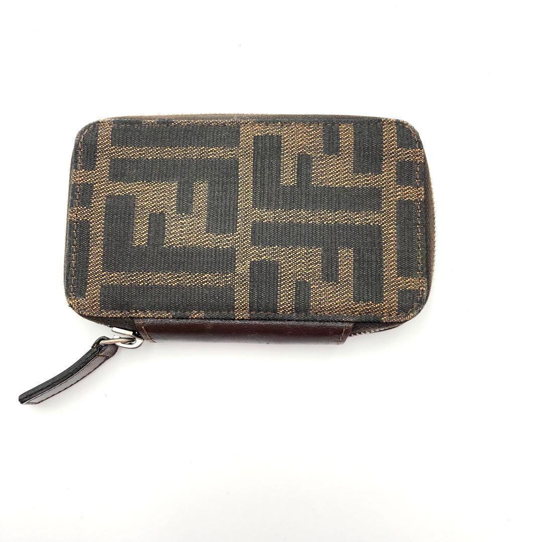 FENDI フェンディ キーケース ６連 ラウンド ファスナー ズッカ 柄
