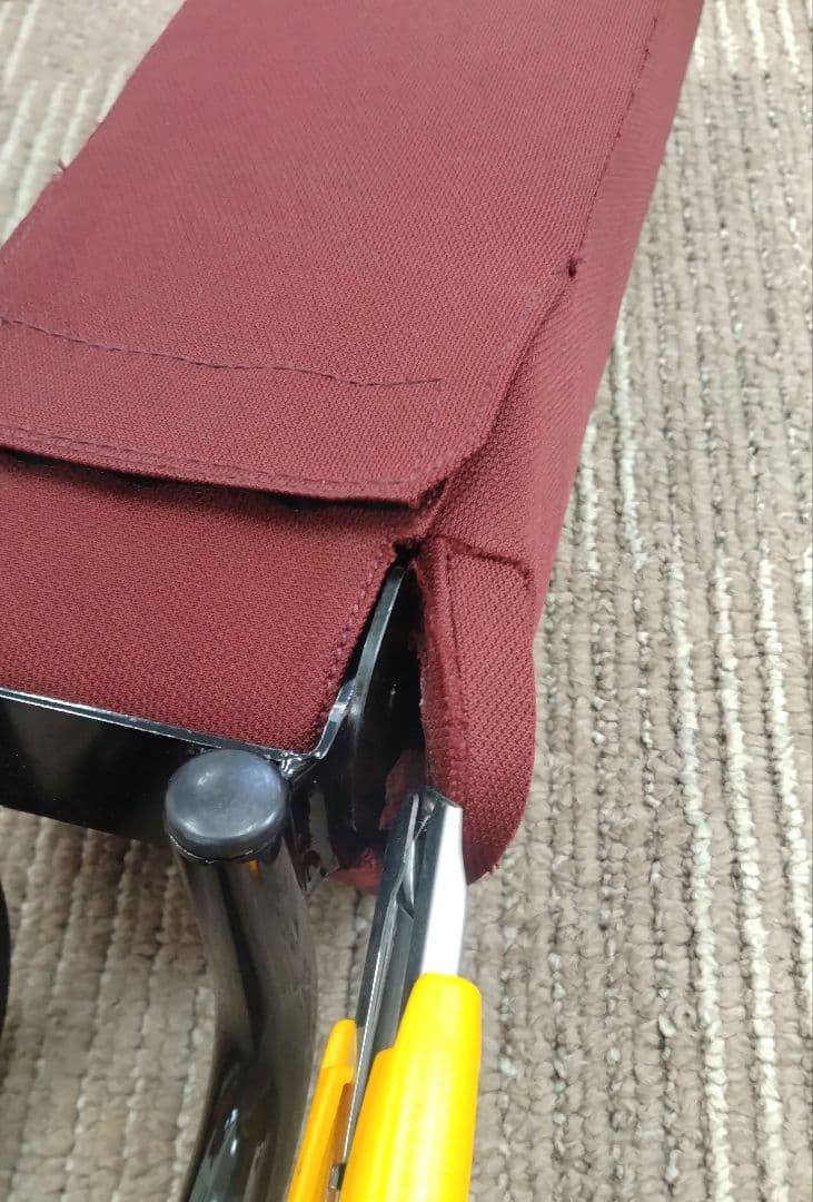 三菱 アイ HA1W 純正オプション アームレスト レッド