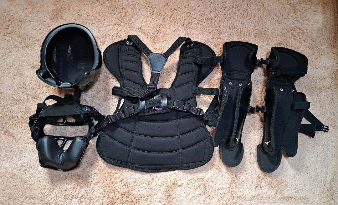 Mizuno キャッチャー用防具セット 黒色