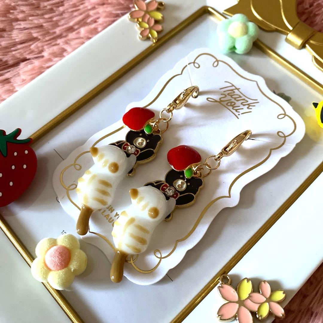 ☆くまさんʕ•ᴥ•ʔとシマシマ猫ちゃんチャーム☆