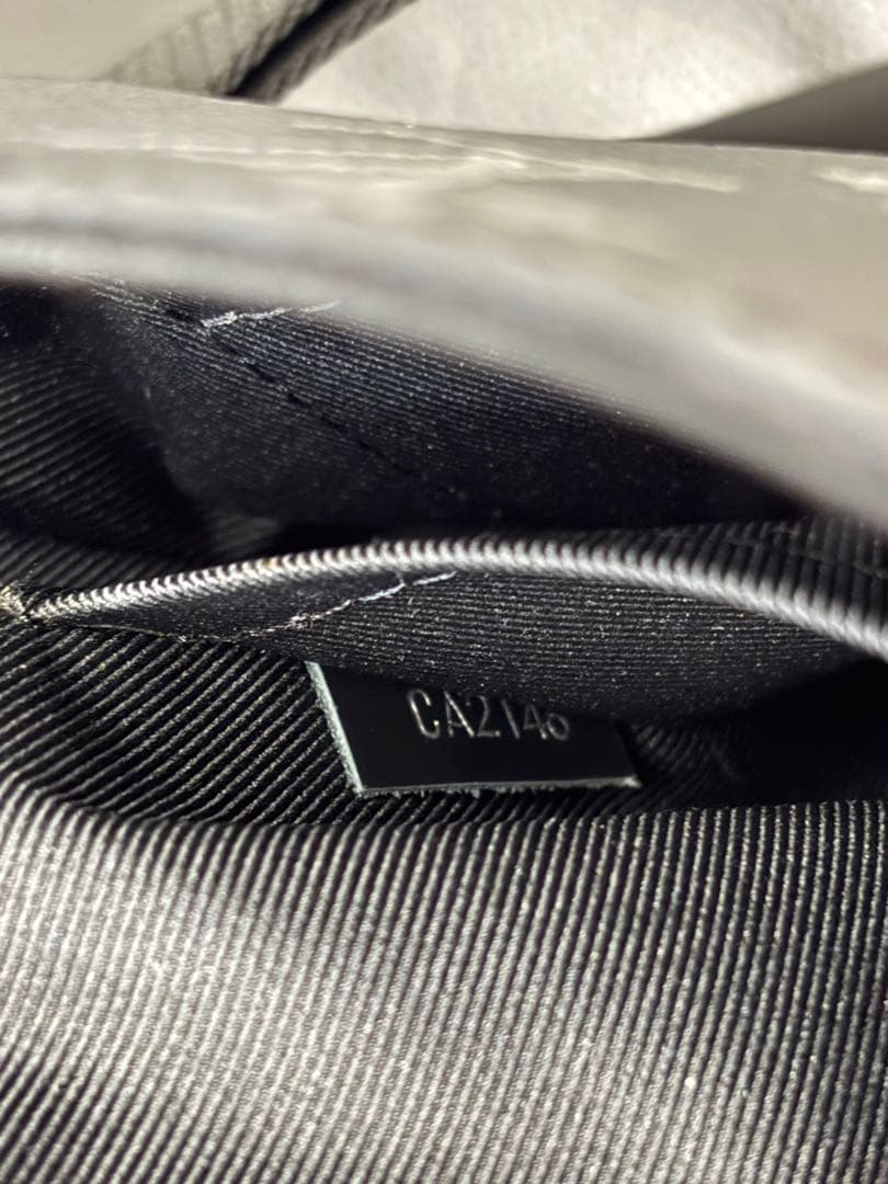 LOUIS VUITTON ルイヴィトン　メッセンジャー　モノグラム　黒