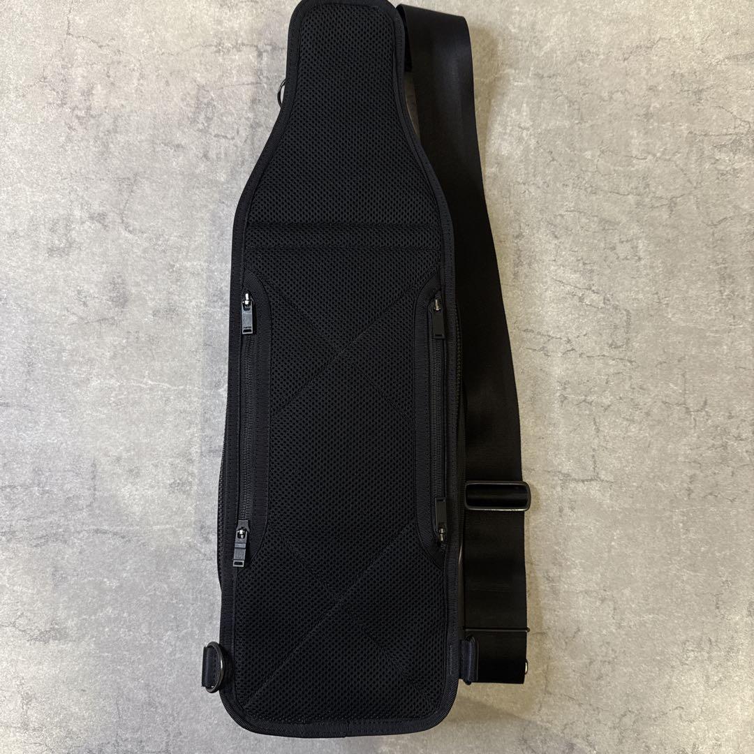 【美品】PORTER ポーター ヒート スリングバック ブラック ボディバック