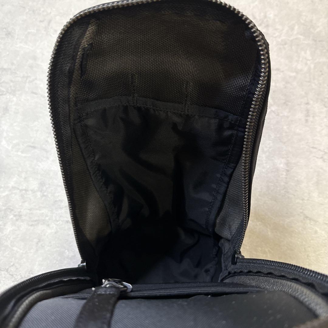 【美品】PORTER ポーター ヒート スリングバック ブラック ボディバック