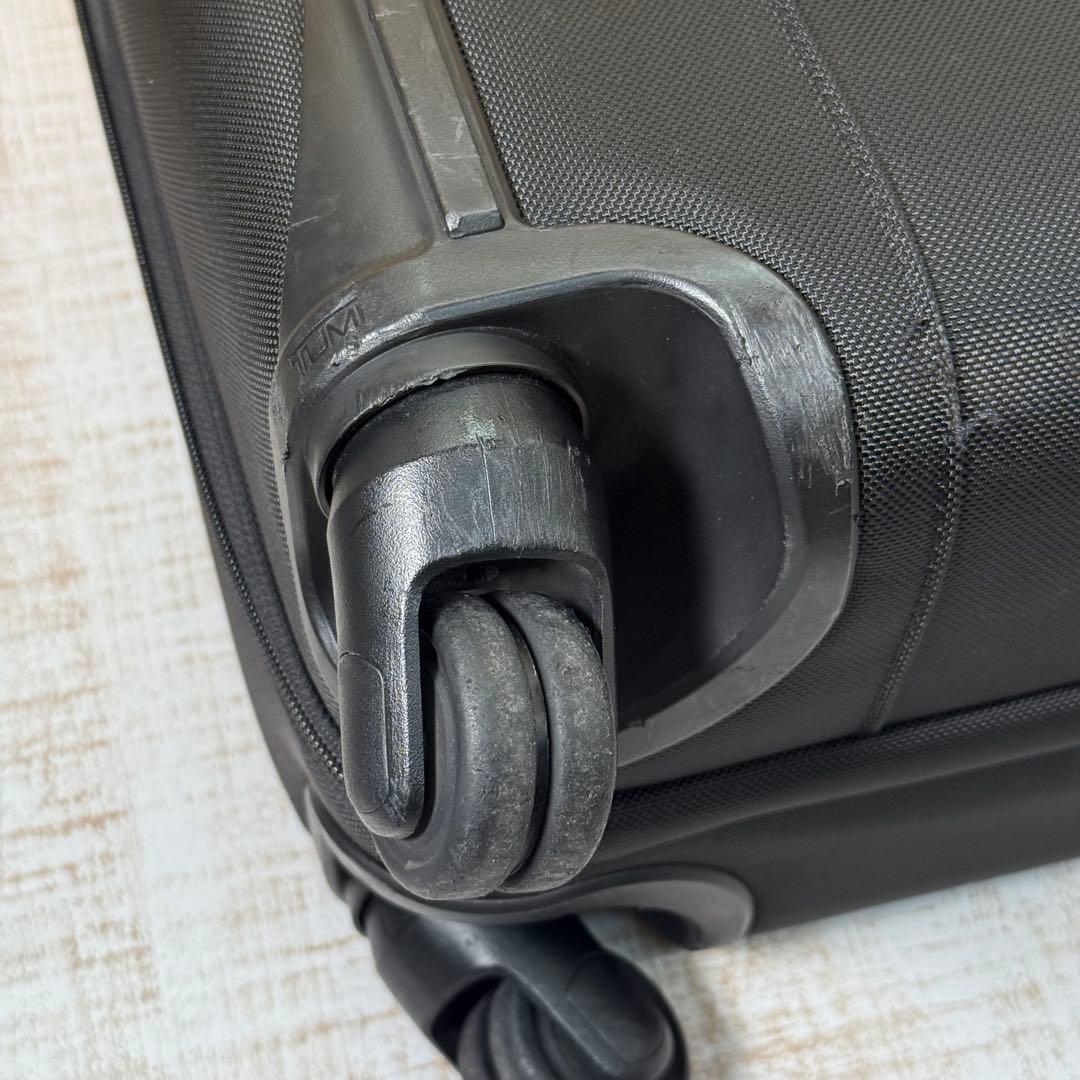 TUMI 26624D2 4ウィールドコンパクト　ALPHA キャリーケース