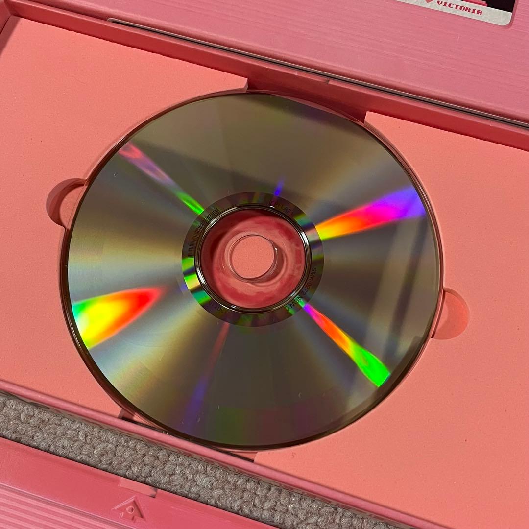 f(x) Pink Tape アルバム