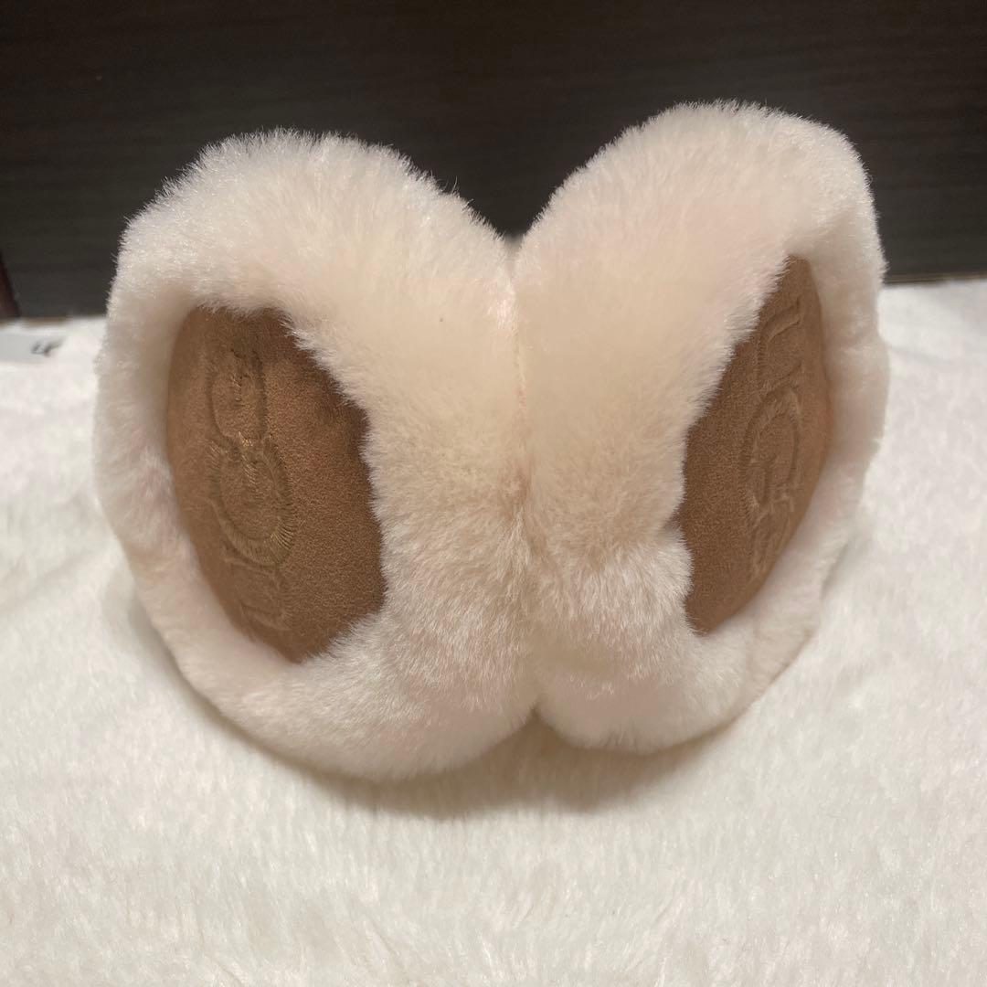 お*た様 正規品UGG イヤーマフ　箱、包装袋付き