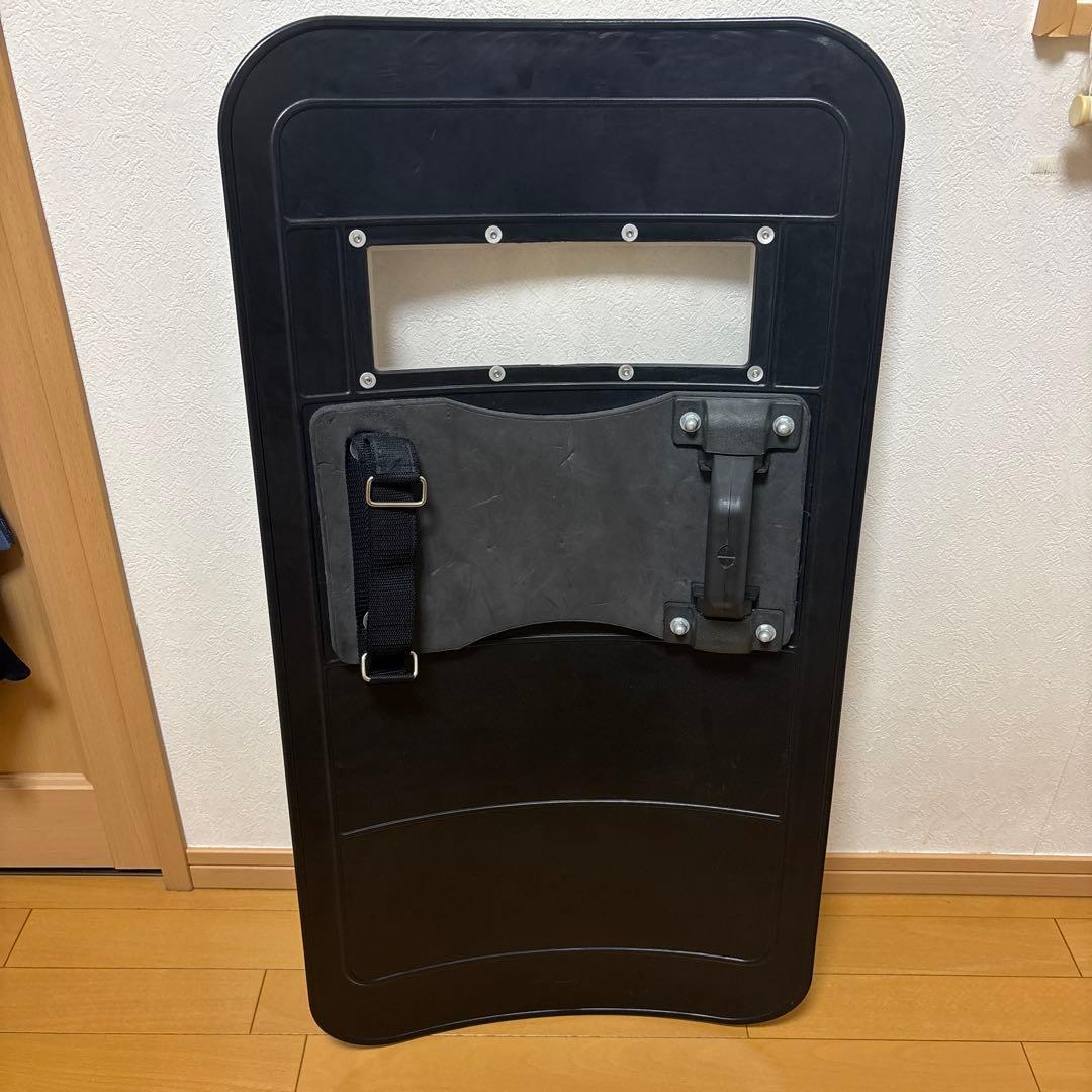 盾　防護盾　シールド　コスプレ　サバゲー