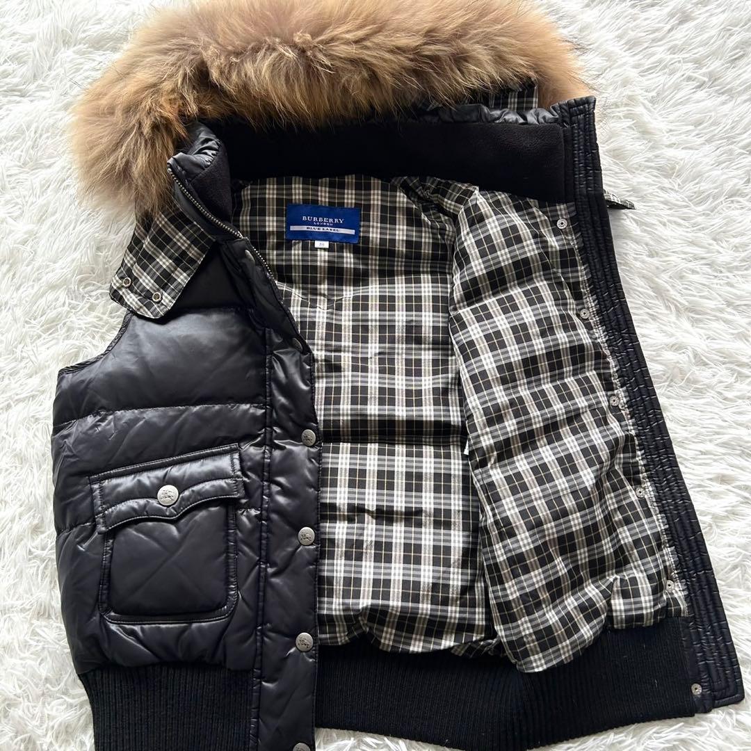 【美品】バーバリーブルーレーベル　フード　ファー付き　ダウンベスト　黒　M相当