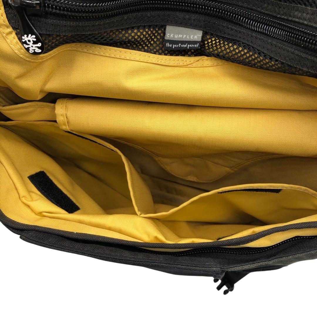 CRUMPLER クランプラー メッセンジャーバッグ 黒 大容量 斜め掛け ロゴ