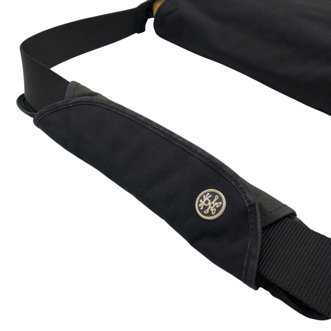 CRUMPLER クランプラー メッセンジャーバッグ 黒 大容量 斜め掛け ロゴ