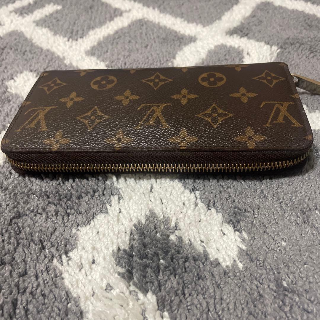 LOUIS VUITTONルイヴィトンモノグラムジッピーウォレット長財布