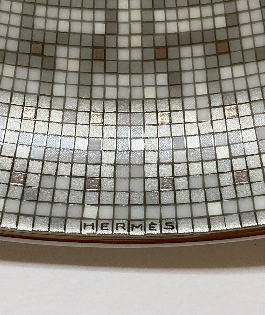 エルメス　HERMES食器　大皿プレートお皿　モザイク　プラチナ　タルトプレート