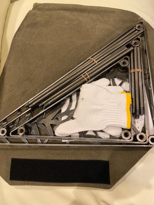 サンゾクマウンテンのデルタススパイダー。新品。