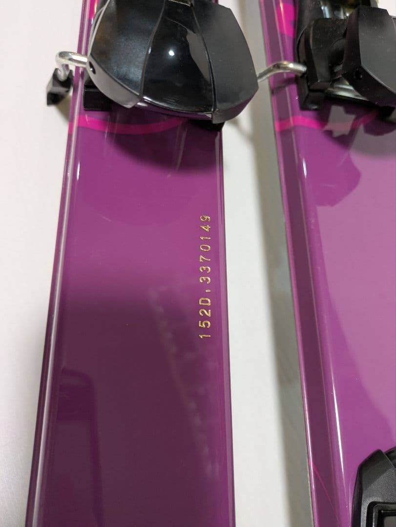 ほぼ未使用　SALOMON　板とストック　学生・レディース用セット