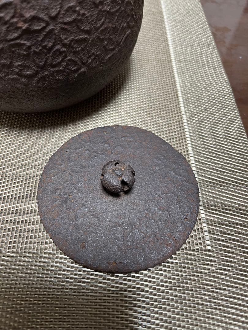 日本の伝統工芸品　南部鉄器　鉄瓶　桜