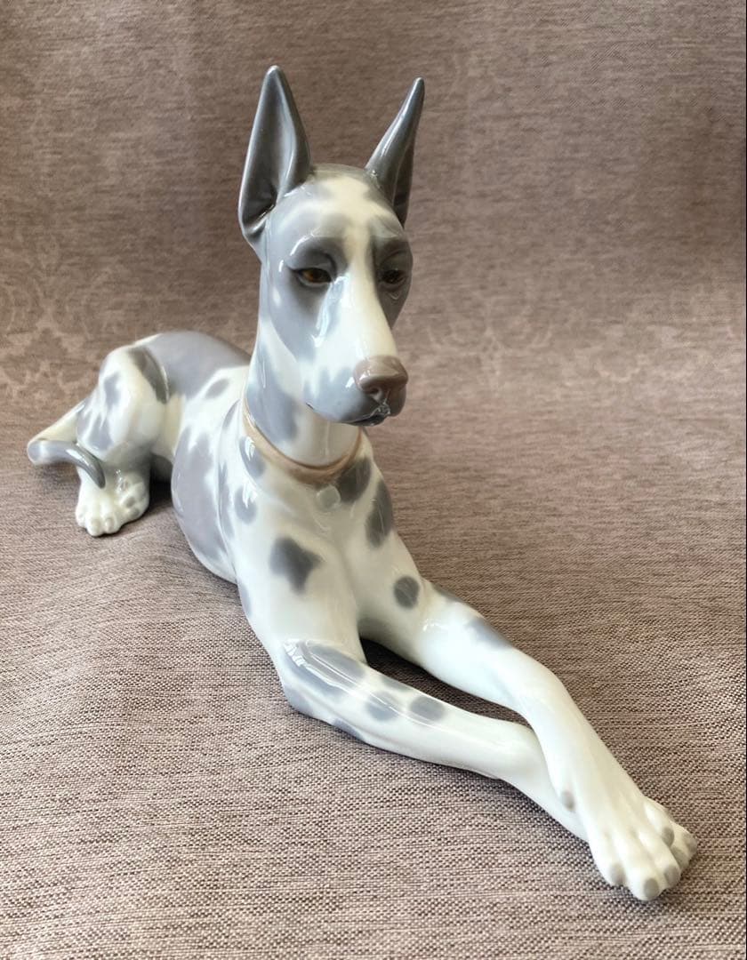 リヤドロ　グレート・デン　犬　グレートデン　イヌ