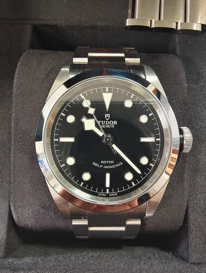 チューダー ブラック ベイ 41 ウォッチ M79540