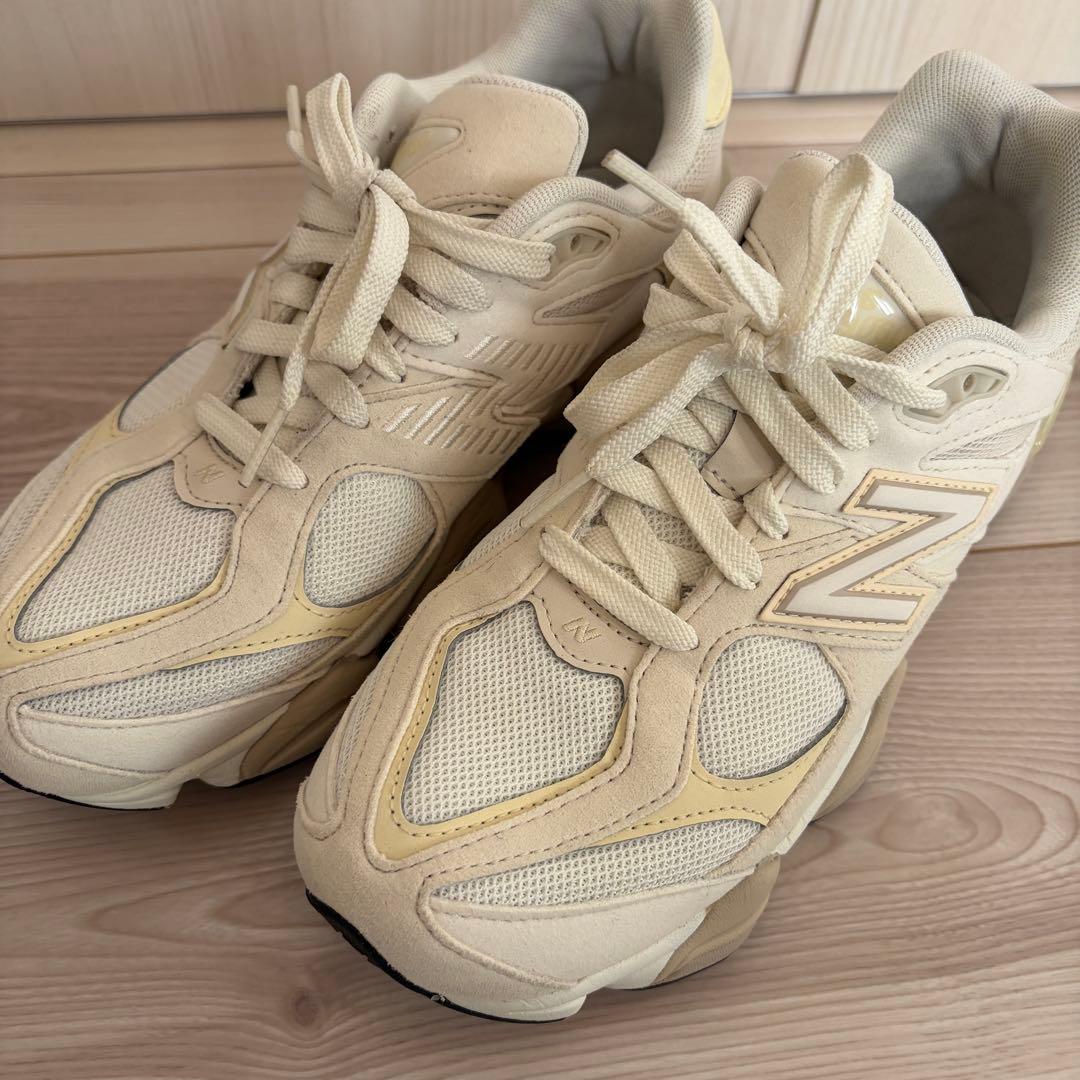 ニューバランス スニーカー レディース　GC9060 ホワイト25cm