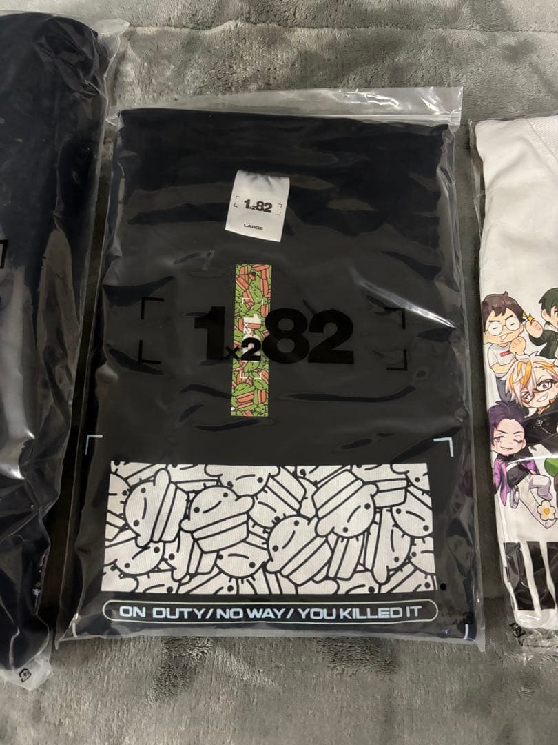 ぐちつぼ 182 Tシャツ パーカー