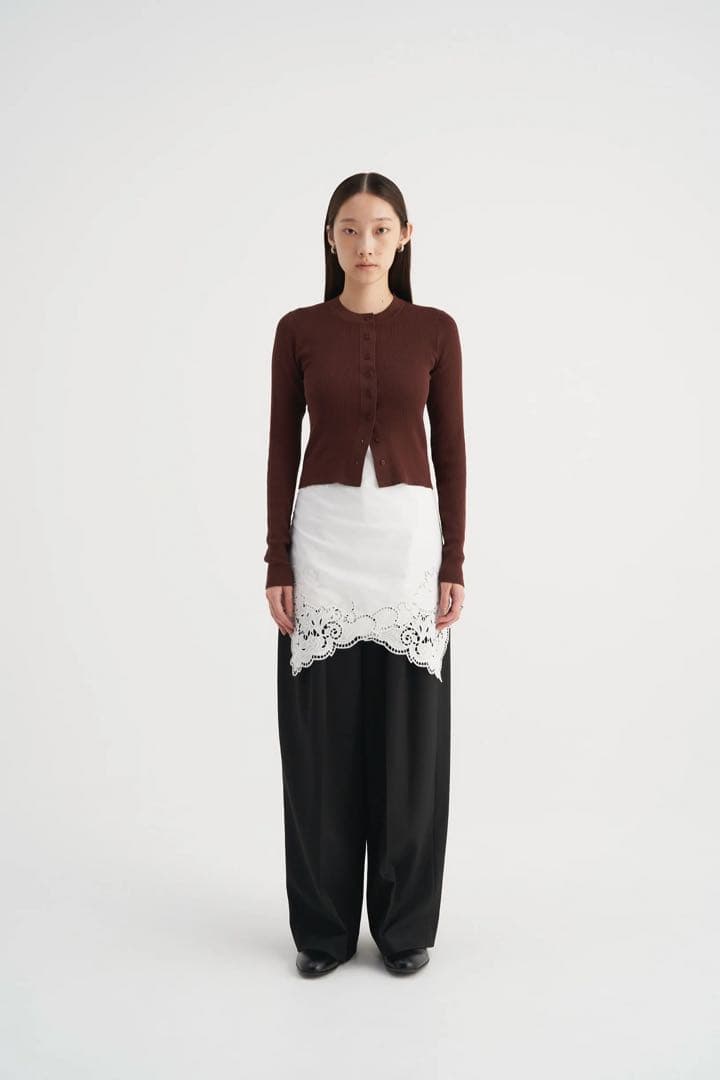 VENICA Scallop embroidery scarf ¥13,200