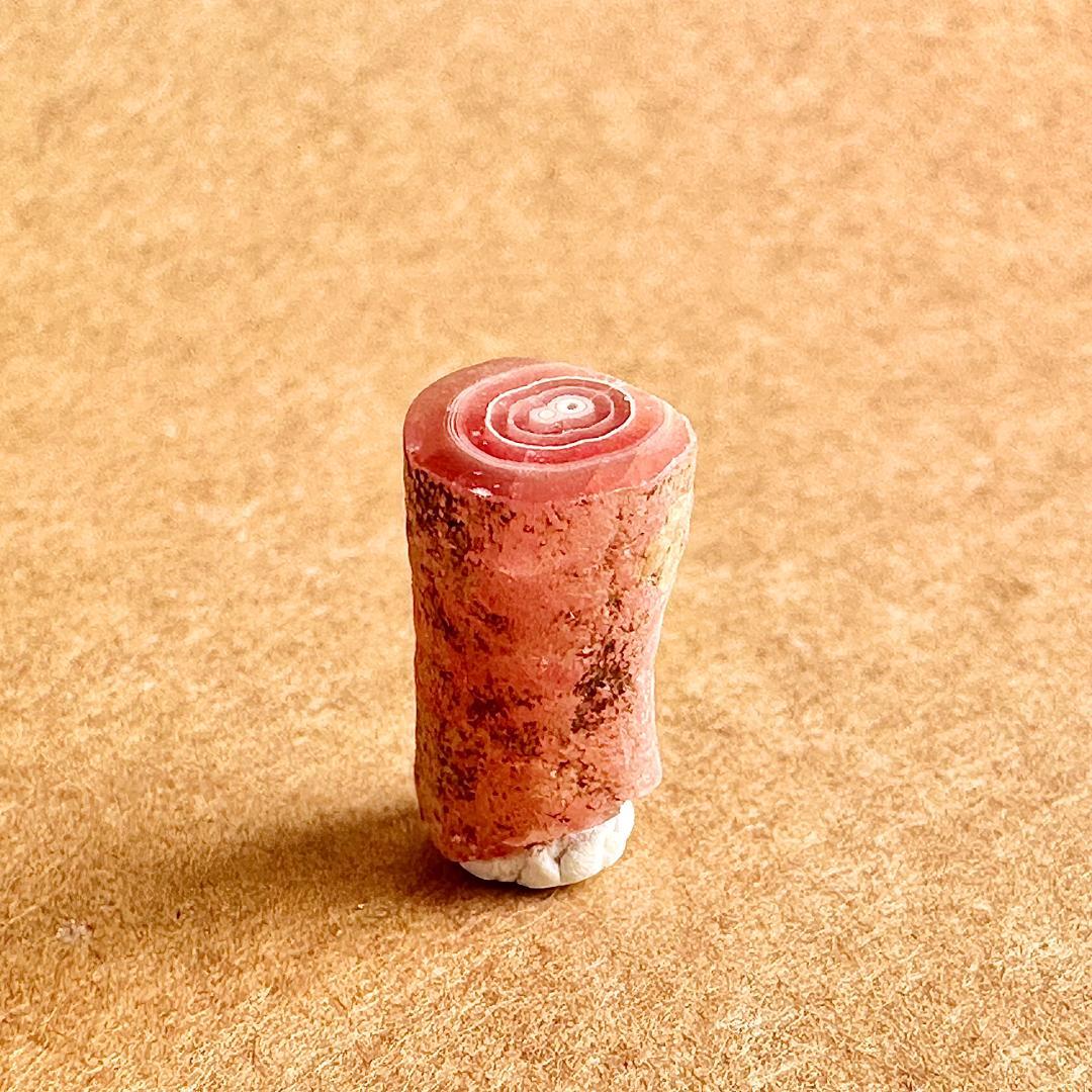 インカローズ ロードクロサイト 原石 天然石 パワーストーン 鉱物 B24