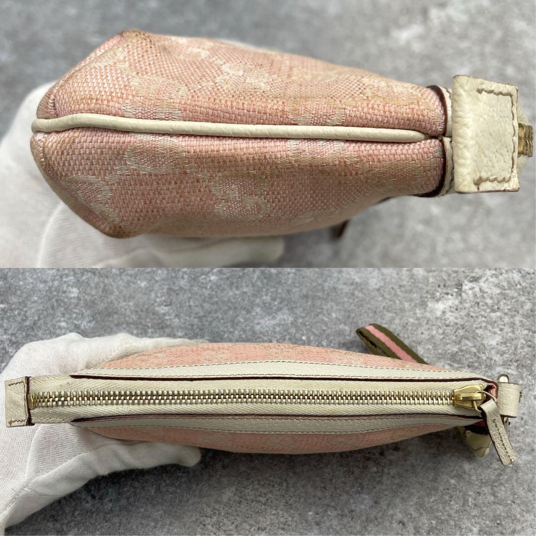 GUCCI グッチ　ポーチ　ピンク　GG総柄　チャーム付き　キャンバス