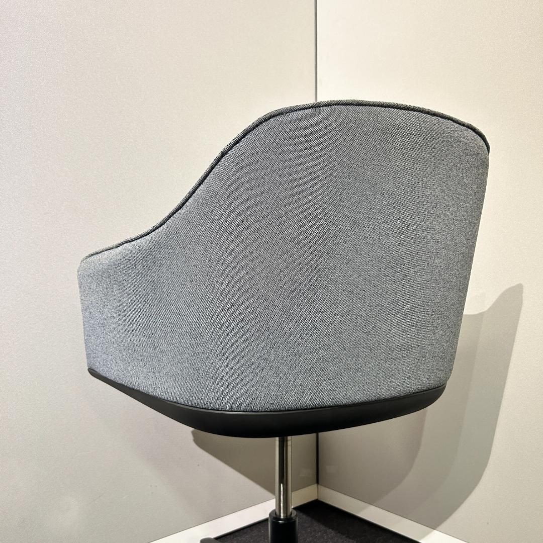 2019年製 Vitra ワークチェア Softshell Chair グレー系