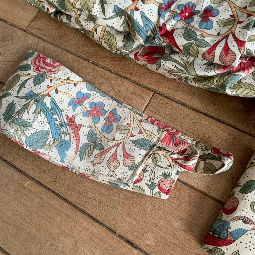 英国　ヴィンテージ　リバティ　生地　カーテン　100cm×130cm 2枚