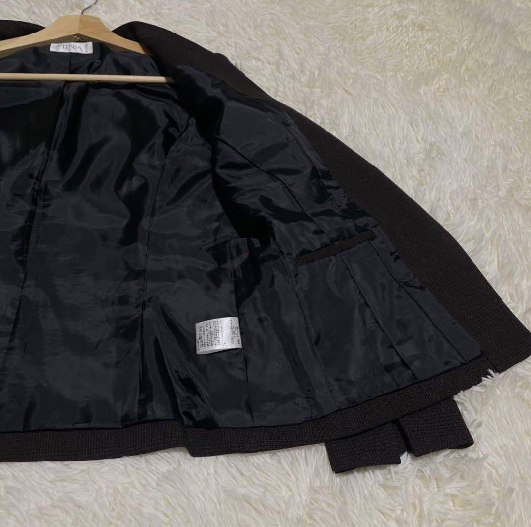 美品2L【LIPLIA 洗えるストレッチセットアップ対応 ウール調ノーカラーJK