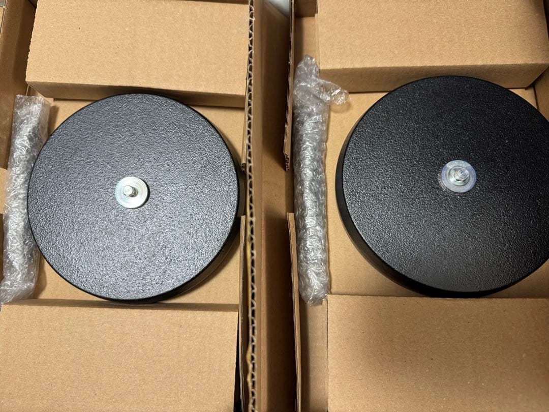 K&M 23310 GENELECスピーカースタンド