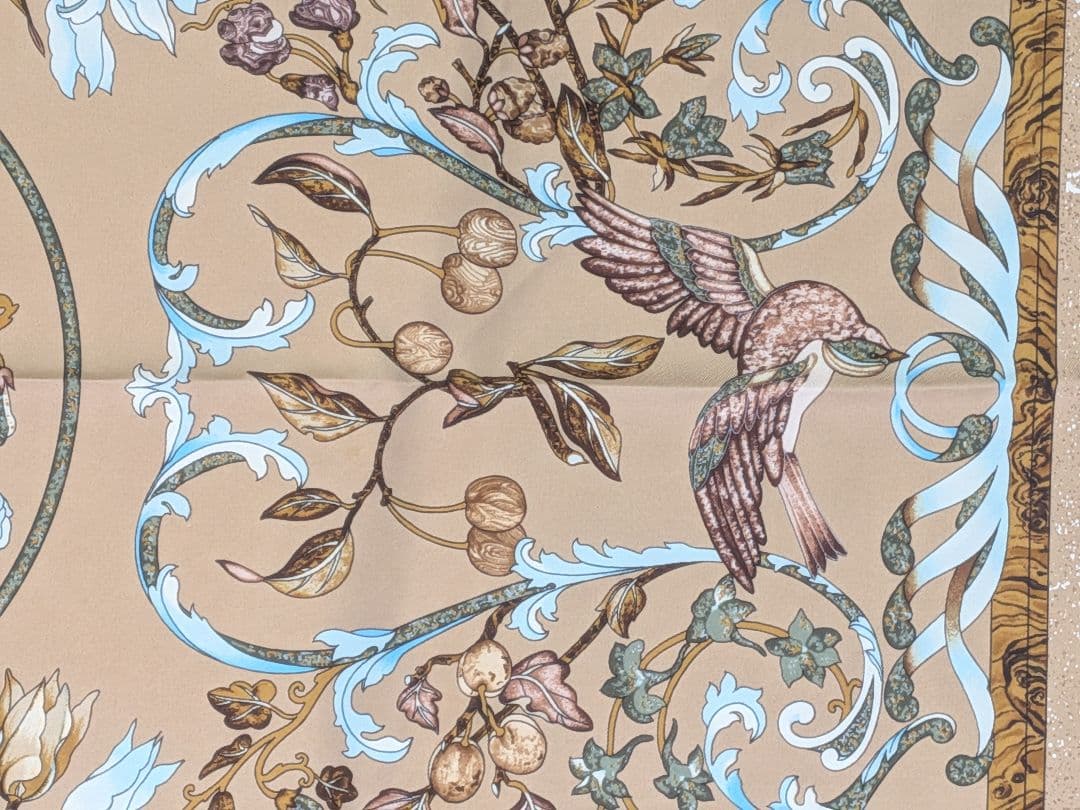 M376 HERMES カレ90 東洋の石と西洋の石細工 正規品　美品