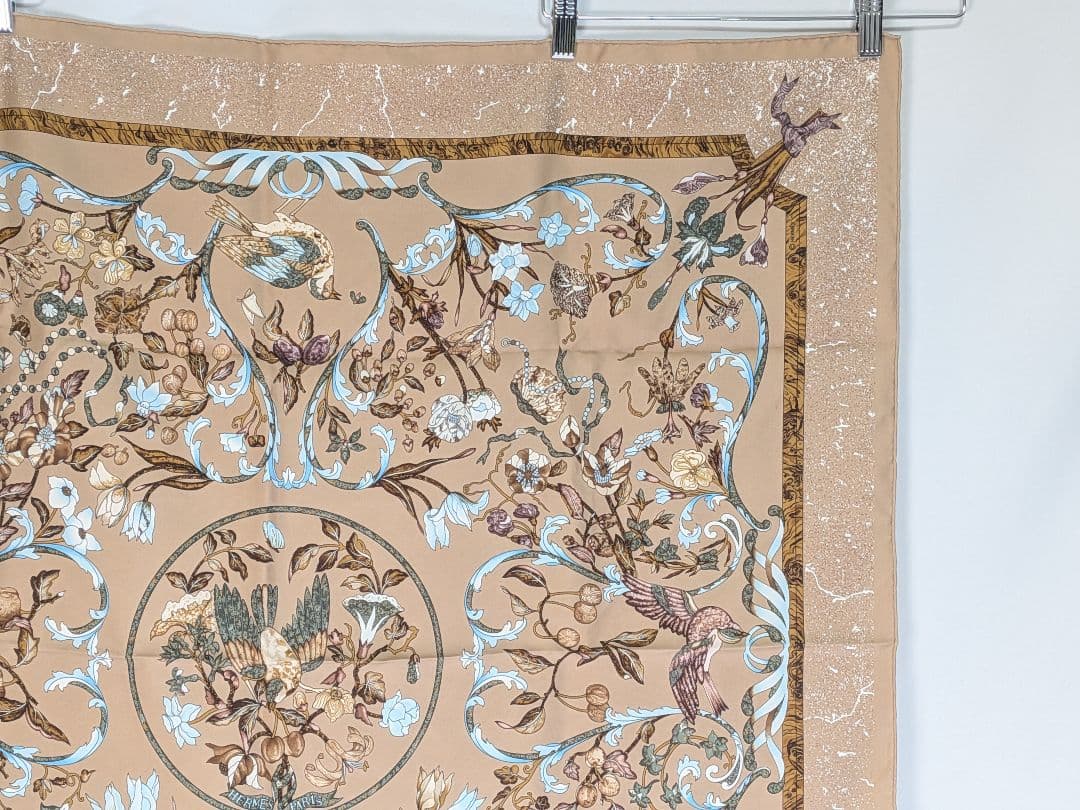 M376 HERMES カレ90 東洋の石と西洋の石細工 正規品　美品