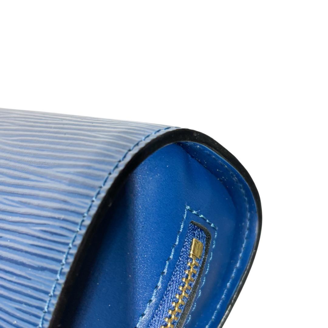 LOUIS VUITTON エピ ポーチ　ドーフィーヌPM　ルイヴィトン