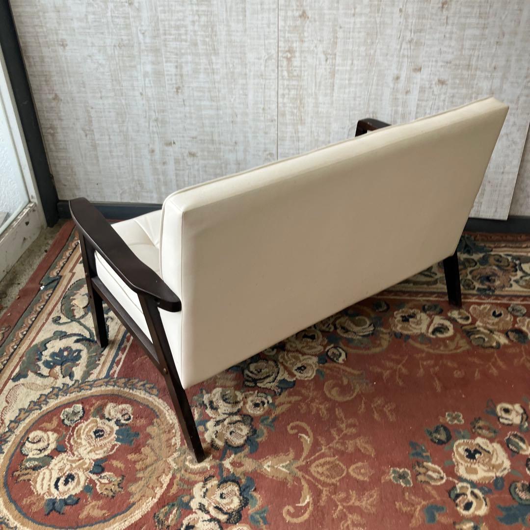 北欧レトロ 木製フレーム アームチェア 二人掛けソファー ロビーチェア ホワイト