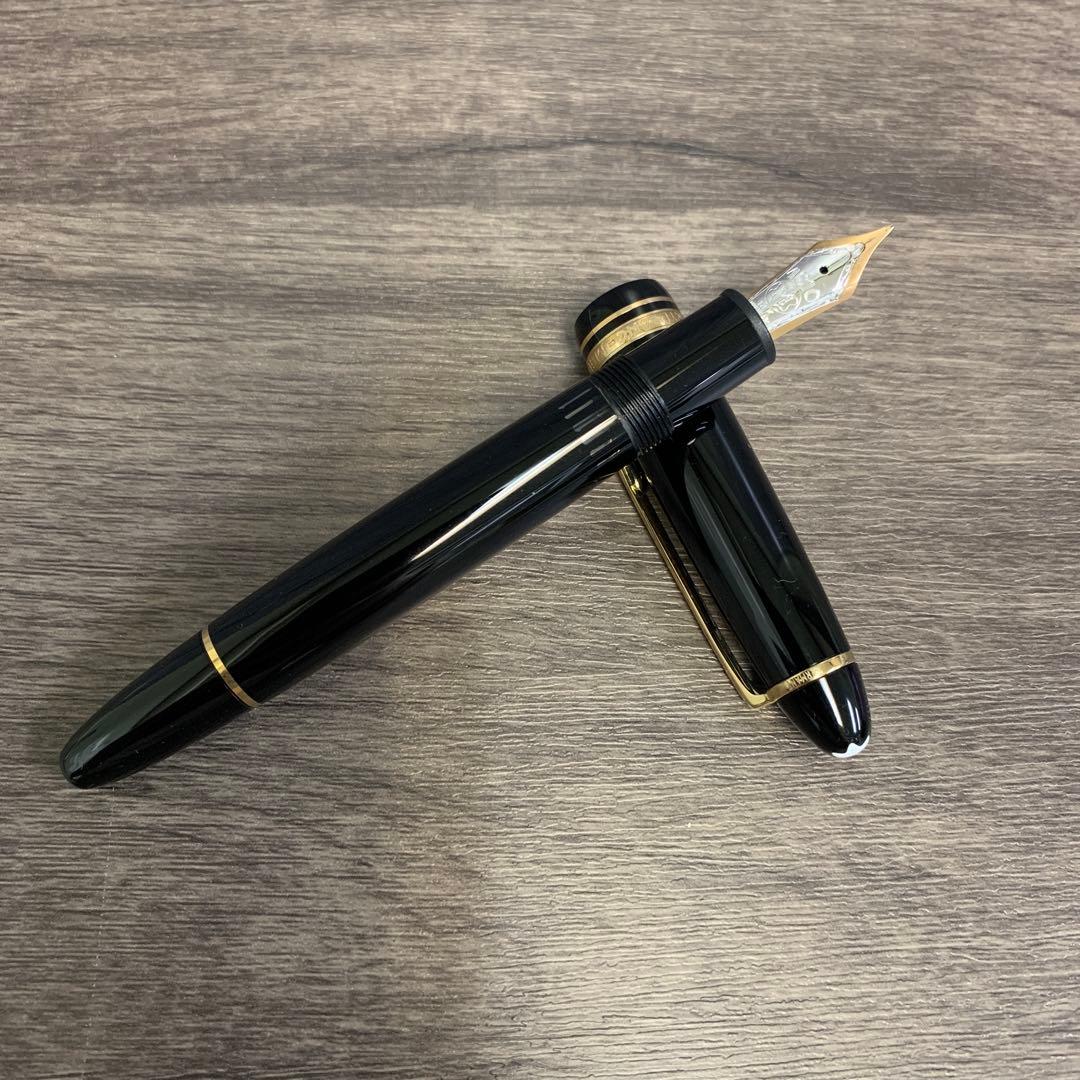 m061207m ★美品★ モンブラン　マイスターシュテュック万年筆 黒　146
