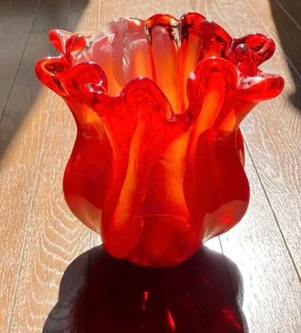昭和レトロタジマクリスタル赤オーロラ加工チューリップ型花瓶