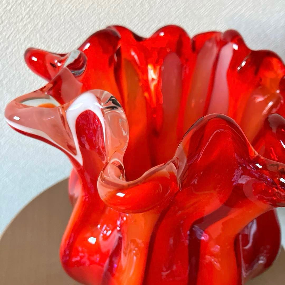 昭和レトロタジマクリスタル赤オーロラ加工チューリップ型花瓶
