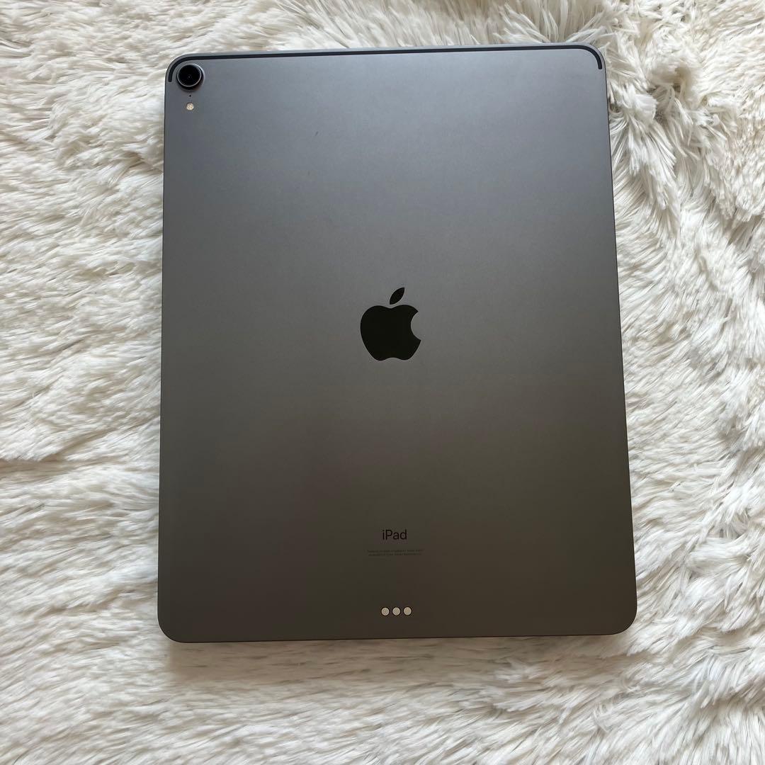 【早い者勝ち】iPad Pro 12.9 第３世代 256GB 【すぐ発送】
