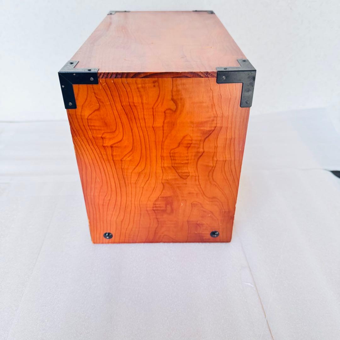 美品 天然木 小箪笥 3段 卓上収納 内装・縁起の良い赤 時代家具 アンティーク