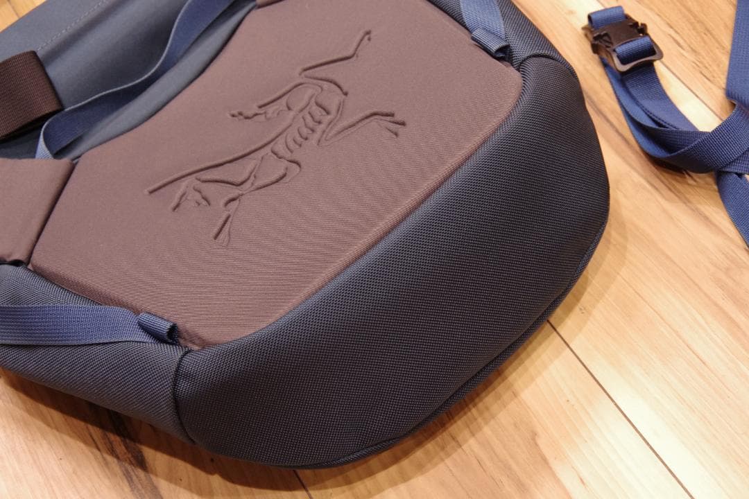 【廃盤】 Arc'teryx アークテリクス ミストラル8