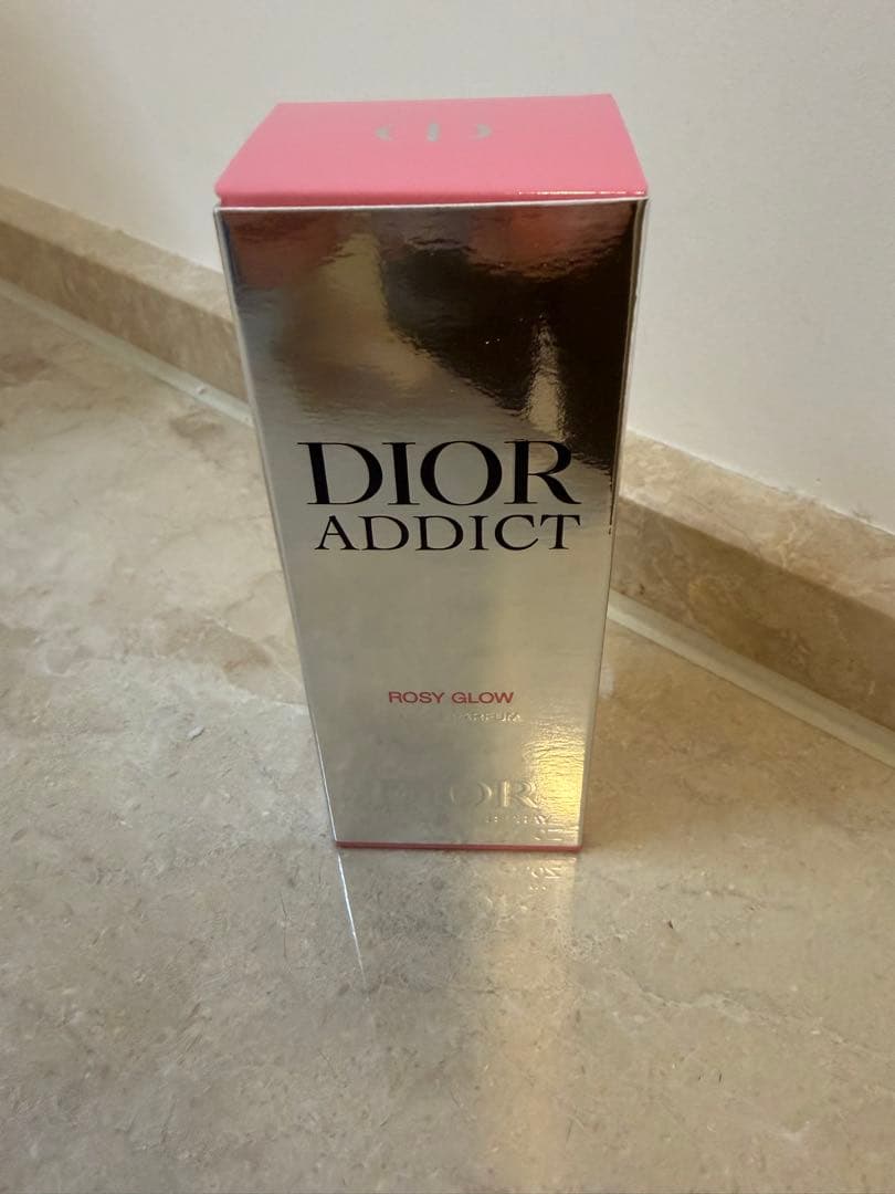 【新品未使用】ディオール アディクト ロージーグロウ　30ml
